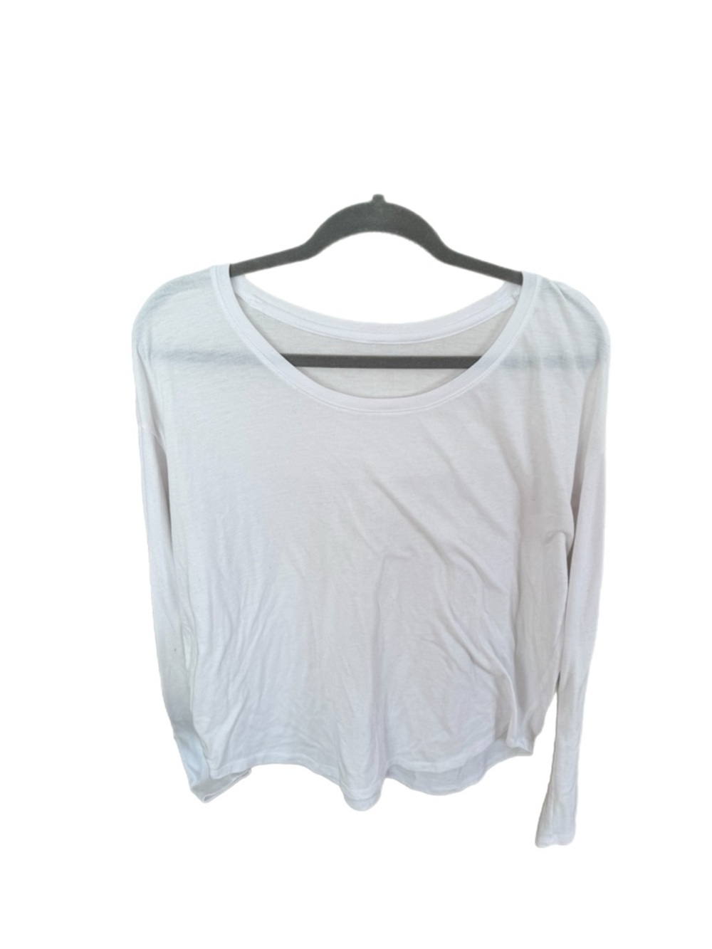 Source Unknown White Long-Sleeve Scoop Neck Tee